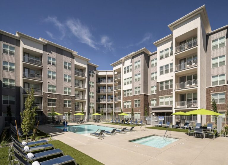 Wasatch-Veranda-MF_MR170179_Pool-1024x742