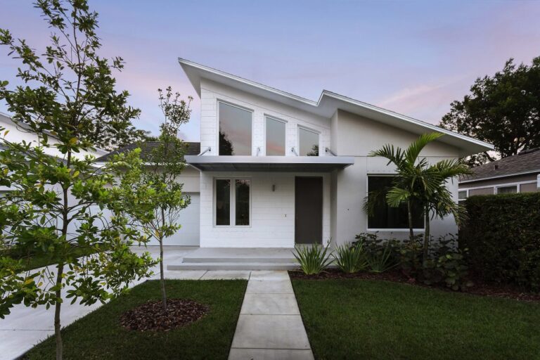 Kasper-Modern-Scattered-Lot-SF_-Elevation-Model-Dusk-1024x682