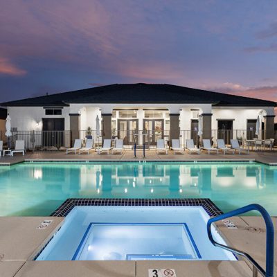 Hillstone_HillstoneResidencesatCanyonTrails_Club_Rear1.1-web-1024x683